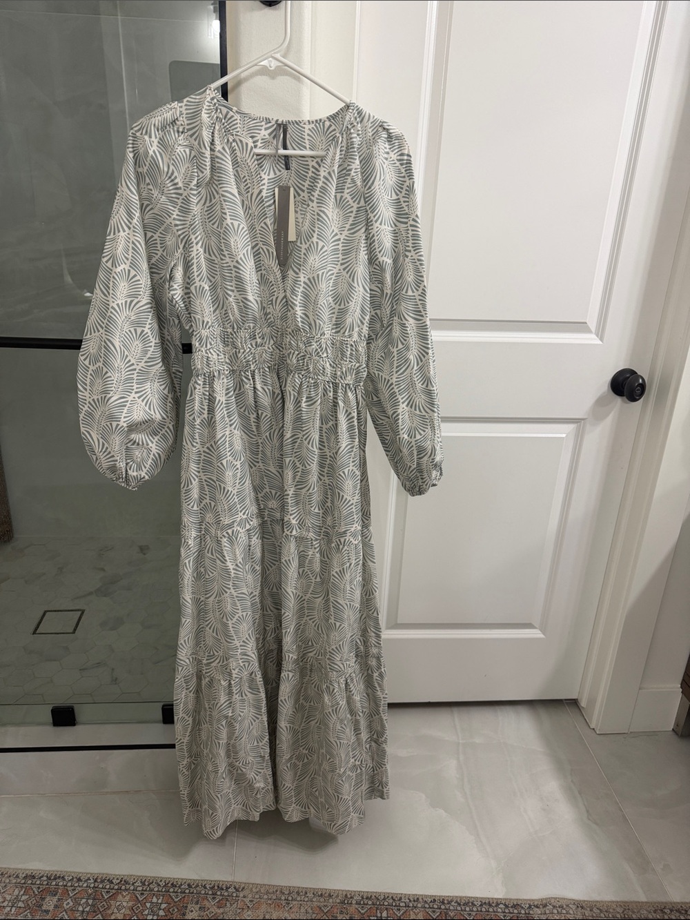 Anthropologie Long sleeve Somerset Sage Leaf-Print Maxi Dress
